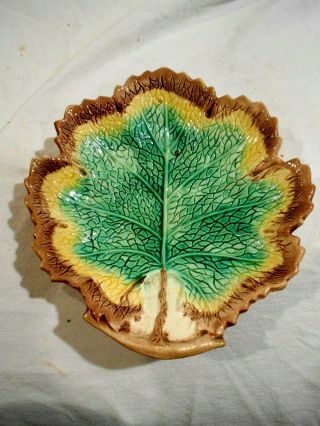 Vintage Majolica Green Leaf Plate 8 1/4 "