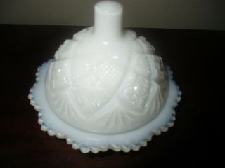 Vintage Small 3.  5 " Round Opalescent Milk Glass Covered Salt Butter Cellar Dish