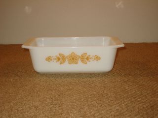 Vintage Pyrex Butterfly Gold Loaf Pan 913 8.  5 X 4.  5 X 2.  5