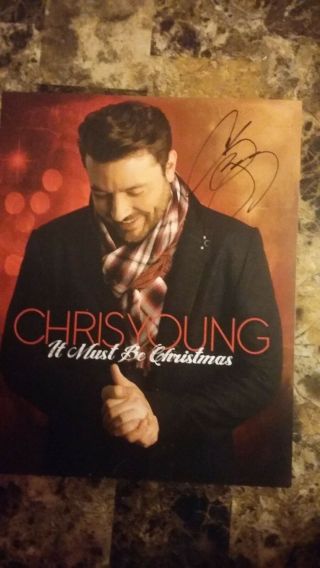 Chris Young Hand Signed 8x10 Autograph Photo