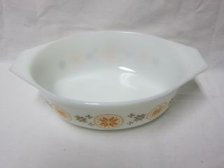 Vintage Pyrex Town & Country 043 Oval Casserole Dish with Lid.  1 1/2 QT 2