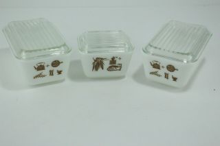 (3) Pyrex Early American Refrigerator Dishes (2) 1.  5 Pint (1) 1.  5 Cup With Lids