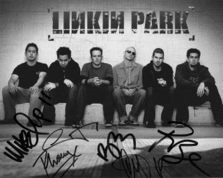 Reprint - Linkin Park Chester Bennington Signed 8 X 10 Glossy Photo Poster Rp
