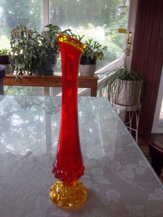 Vintage Fenton Glass Amberina Hobnail Bud Vase 9.  5 " - Stamped  P