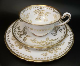 Royal Chelsea English Bone China Tea Cup Saucer Set 22 Kt Gold Leaves Trio Plate