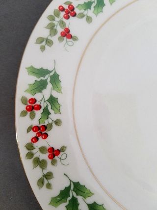 CHRISTMAS CHARM by Gibson Set of 4 Salad/Dessert Plates Holly Holiday 2
