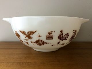 Vintage Pyrex Early American Cinderella 443 White W/ Brown 2.  5 Qt Mixing Bowl