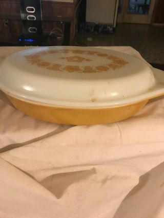 Vintage Pyrex Yellow Divided Casserole Dish W/ Glass Lid 1 1/2 Quart