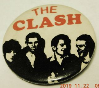 “the Clash“ Pin Back Button For English Punk Rock Band Ca 1970’s