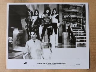Kiss And Anthony Zerbe At The Lab Photo 1978 Attack Of The Phantoms