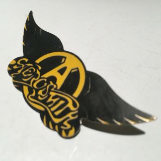 AEROSMITH - Wings Logo - Lapel/Hat Pin vintage 1980 ' s 2