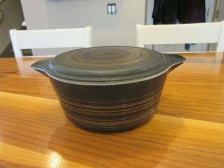 Vtg Pyrex Terra Black Gold Stripe 475 Round Casserole Dish Bowl Lid 2.  5 Qt Mcm
