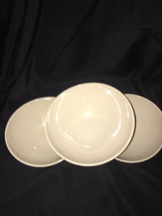 Mikasa Swirl Cream Stoneware Cereal Soup Pasta Bowl Set of 3 Bowls 2