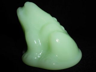 Jadeite Green Milk Vaseline Solid Glass Frog / Toad Figurine Paperweight Uranium