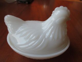 Vintage 4 1/2 " White Milk Glass Hen / Chicken On Nest Candy / Trinket Dish