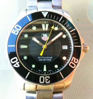 Tag Heuer Aquaracer Wab1110.  Ba0800 Quartz Submariner Mens Black Swiss Watch