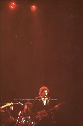 Bob Dylan Levon Helm 8x10 Color Photograph,  Chicago Stadium 1974