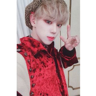 A.  C.  E Byeongkwan Official Photocard 3rd Mini Album Under Cover : The Mad Squad