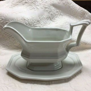 Vintage White Red Cliff Heritage Ironstone Large Gravy Boat With Under - Plate