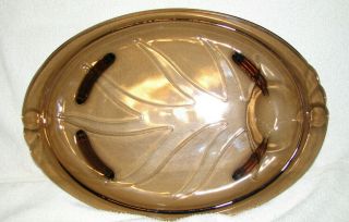 Vtg Pyrex 815 " Tree Of Life " Amber Glass 15 " Footed Meat Tray Oval B - 28