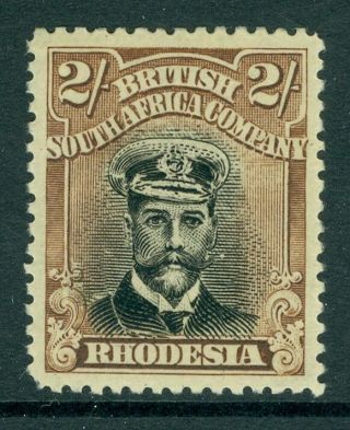 Sg 273 Rhodesia 1913 - 19 2/ - Black & Brown Perf 14,  Die 3.  Lightly Mounted