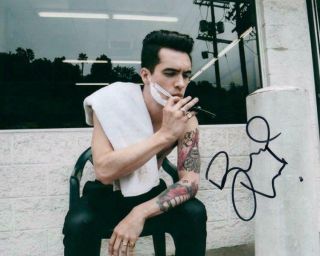 Reprint - Brendon Urie Panic At The Disco Signed 8 X 10 Glossy Photo Poster Rp