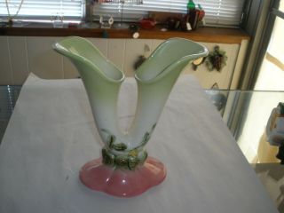 Vintage Hull Pottery Medley Double Cornucopia Bud Vase W15 - 8 - 1/4 Pink And Green
