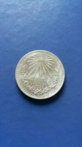 1922 Mexico Estados Unidos Mexicanos Un Peso Silver Coin