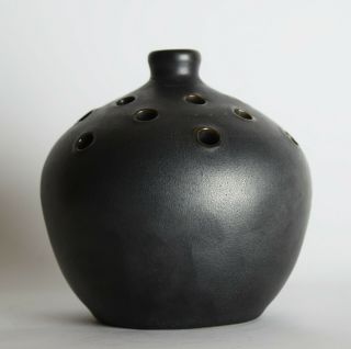 Wj Gordy Pottery Flower Frog Vase 5.  25 "
