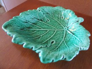 Vintage Wedgwood Of Etruria & Barlaston Green Majolica Leaf Dish England