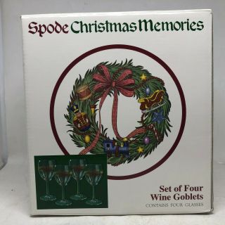 Set Of 4 Spode Christmas Tree Memories Wreath All Purpose Wine Glasses Goblets