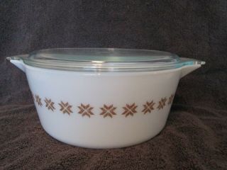 Pyrex Town And Country Snowflake Bowl With Lid 2.  5 Quart