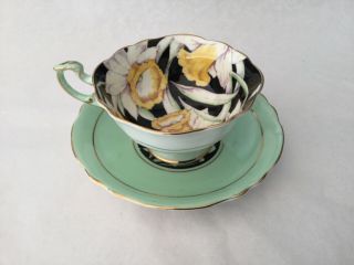 Paragon China England Double Warrant Hand Painted Daffodil Jonquil Green Teacup