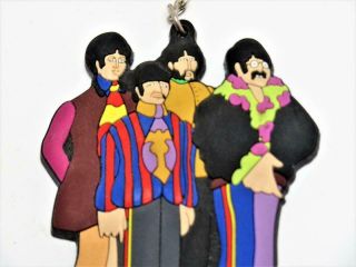 The Beatles Yellow Submarine Movie Band Group Art Rubber Keychain 2d
