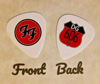 Foo Fighters Band Logo Dave Grohl Signature Guitar Pick - (u)