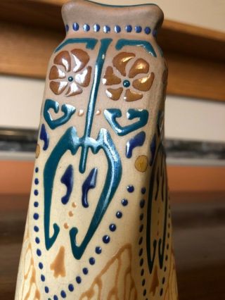Absolutely Roseville Pottery Rare Gazo Fudji Twist Vase Awesome