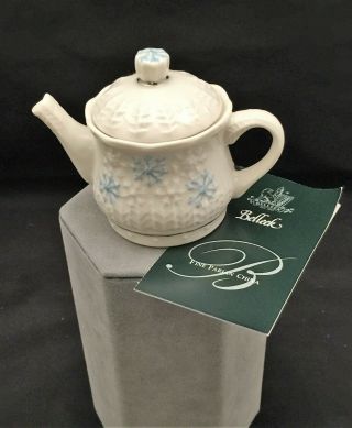 Belleek Fine Parian China Winter Snowflakes Mini Teapot Hand Crafted in Ireland 2