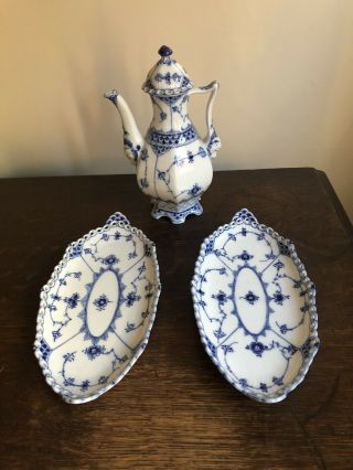 Royal Copenhagen Second Blue Fluted Full Lace W/ Faces Small Coffee Pot W/dishes