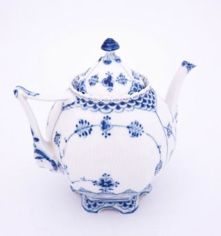 Tea Pot 1119 - Blue Fluted - Royal Copenhagen - Full Lace - 1:st Quality - 2