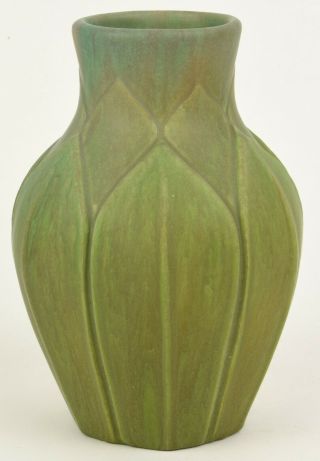 Roseville Early Velmoss 8 " Vase Great Color And Mold