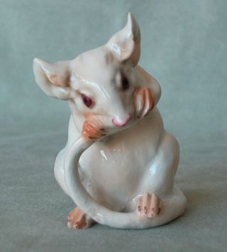 Vintage Giuseppe Tagliariol Tay Mouse/rat Porcelain 3 " Figurine,  Italy,  Signed