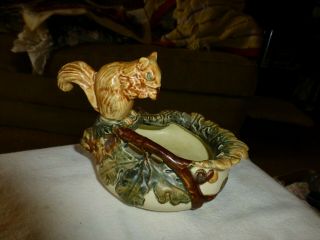 1920s " Weller Ware " Nut Dish With Squirrel And Leaves " Woodcraft " Nature Series