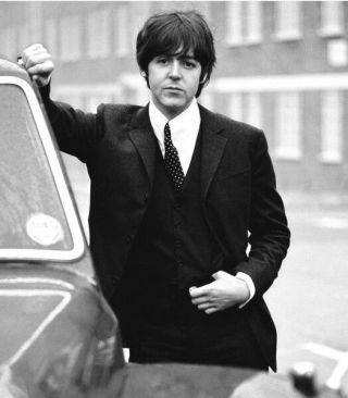 Paul Mccartney Unsigned Photo - K3009 - The Beatles