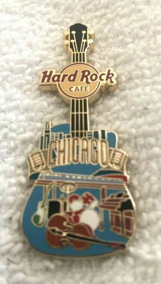 Hard Rock Cafe Chicago 2010 Core City Tee Guitar Pin - V8 - 54840
