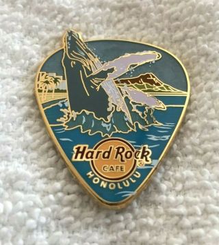 Hard Rock Cafe Honolulu 2017 Humpback Whale Guitar Pick Pin - Le 300 - 94975