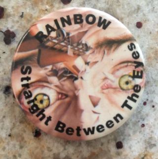 Rainbow - Straight Between The Eyes / 1982 Round Pin / Richie Blackmore
