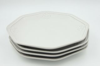 Better Homes & Gardens Country Crest Fleur De Lis Stoneware Dinner Plates X 4