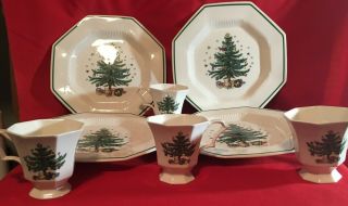 Nikko Christmas Time Set Of 4 Dinner Plates & 4 Cups/no Saucers Octagon Shape