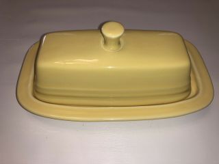Vintage Fiesta Fiestaware Homer Laughlin Pale Yellow Butter Dish & Cover Ex Cond