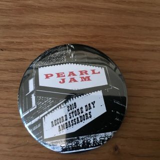 Pearl Jam Rsd 2019 Ambassador 2 Inch Button Plus 2 Record Store Day Guitar Picks